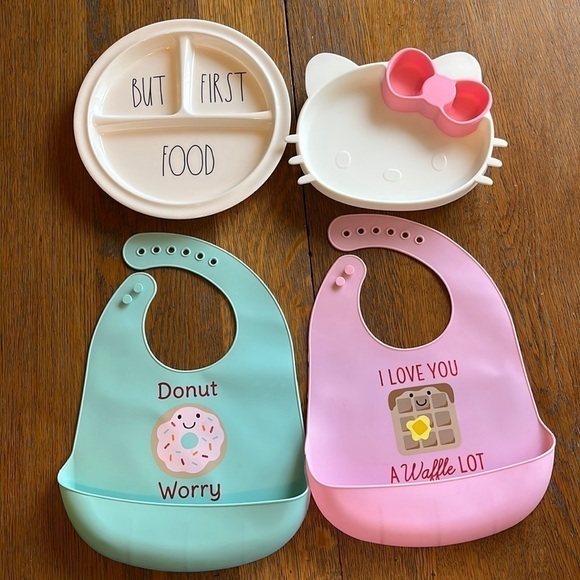 Other - Toddler bib & plate bundle 2 silicone bibs 1 silicone plate 1 Rae Dunn plate